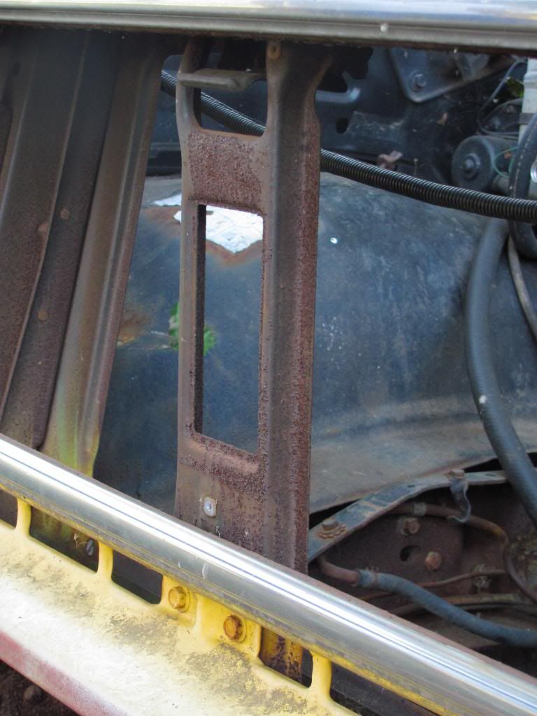 73/74 grill swap - The 1947 - Present Chevrolet & GMC Truck Message